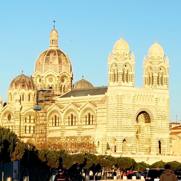 Jolie Charmant T3 Refait A Neuf A Marseille Eksteriør billede